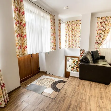 Вілла Sweet Houses Belleview Брашов